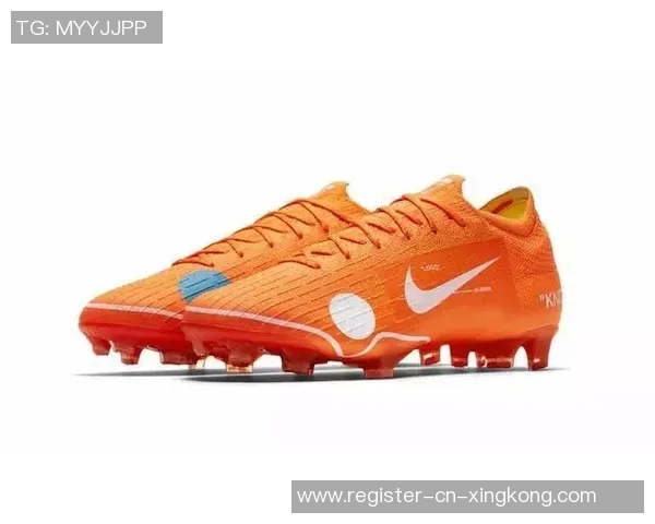 闪耀球场的土豪金足球鞋让你成为全场瞩目的焦点与风云人物